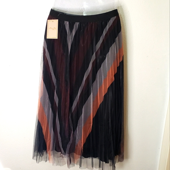 NEW MIX SKIRT - Picture 4 of 10